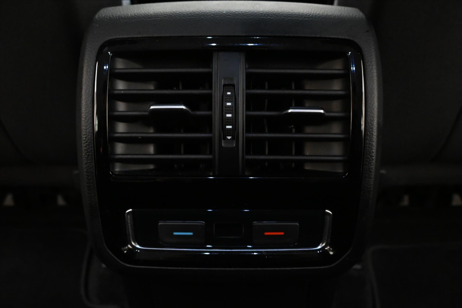 Volkswagen Passat Kombi 1,4 l 115 kw