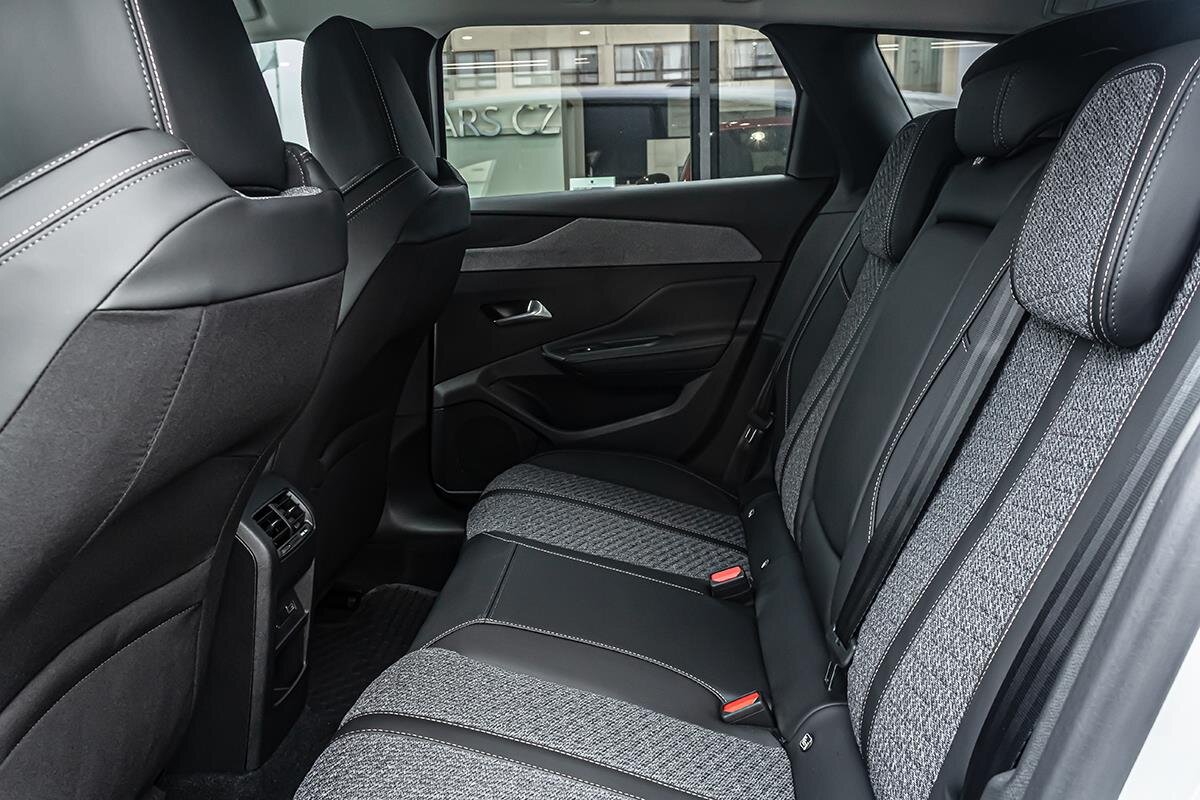 Peugeot 308 Kombi 1,2 l 107 kw