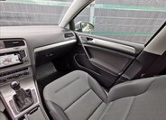 Volkswagen Golf Kombi 1,6 l 77 kw