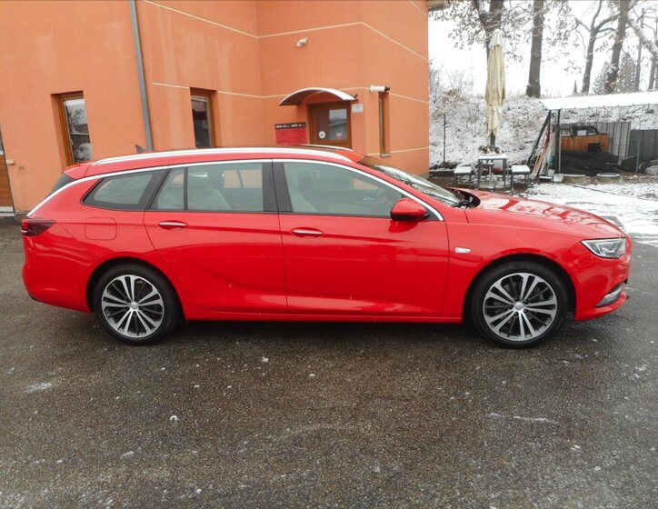 Opel Insignia Kombi 2,0 l 125 kw