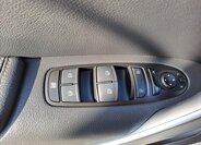 Mercedes-Benz Třídy X 11