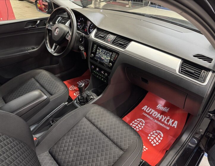 Škoda Rapid Hatchback 1,2 l 66 kw