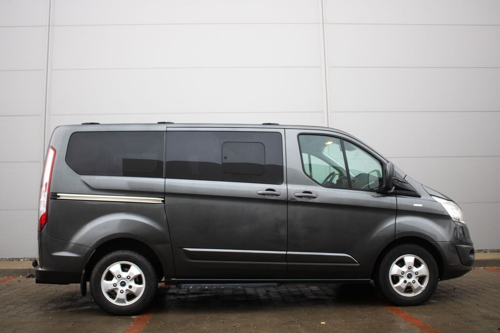 Ford Tourneo Custom