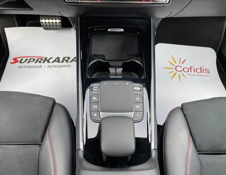 Mercedes-Benz GLB 23