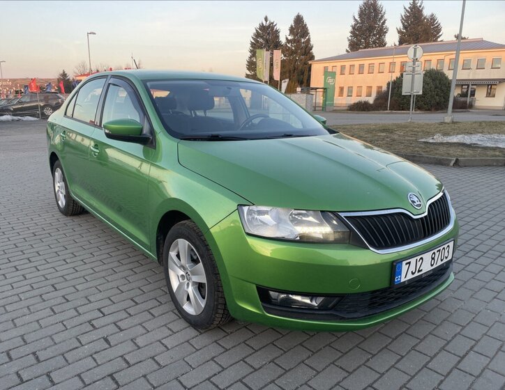 Škoda Rapid Hatchback 999,0 81 kw