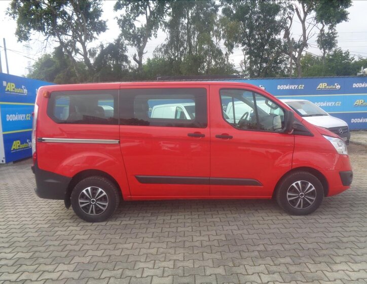 Ford Transit Custom Ostatní 2,0 l 77 kw