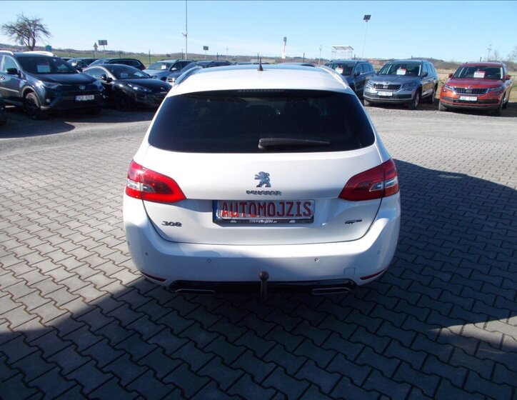 Peugeot 308 Kombi 2,0 l 133 kw