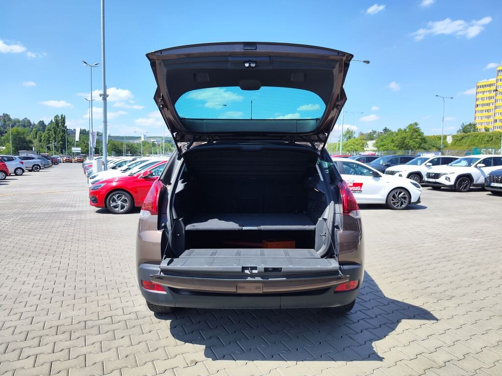 Peugeot 3008 Hatchback 1,6 l 88 kw