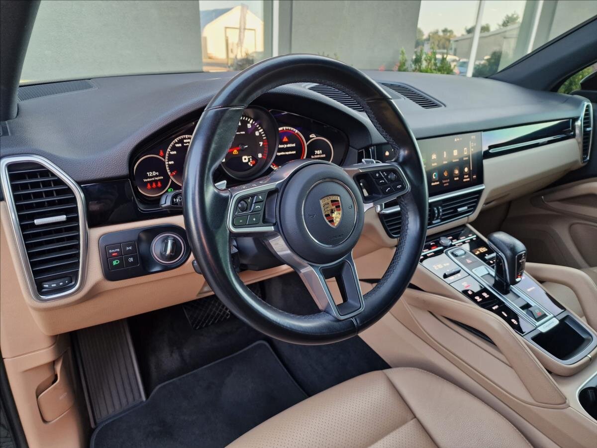 Porsche Cayenne SUV / Terénní 3,0 l 250 kw