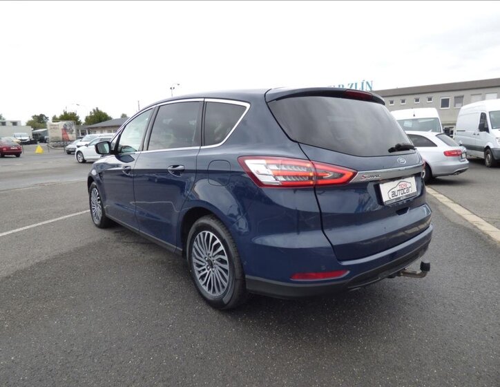 Ford S-MAX MPV 2,0 l 110 kw