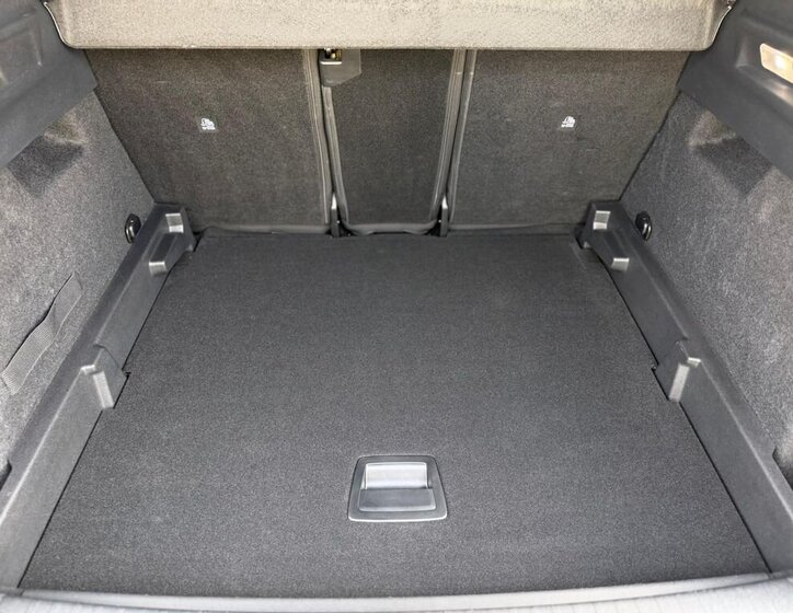 Peugeot 3008 SUV / Terénní 1,2 l 107 kw