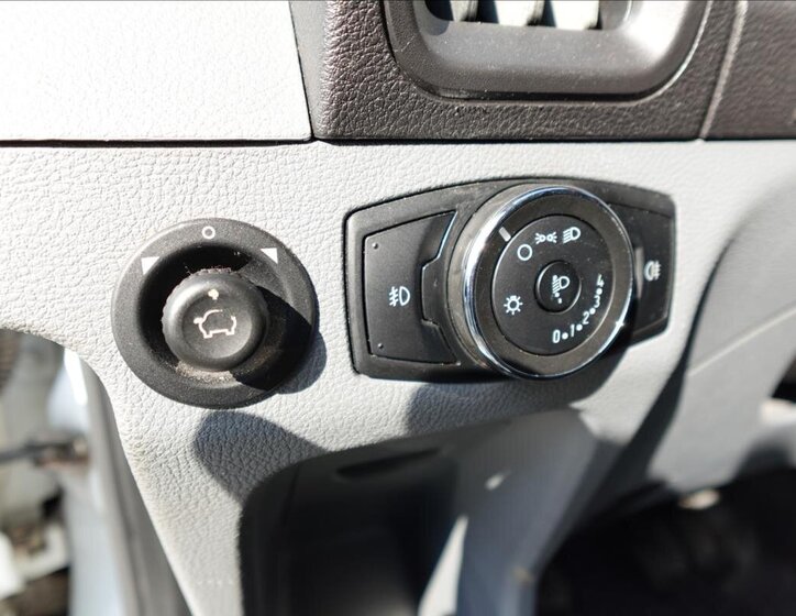 Ford Transit Ostatní 2,0 l 96 kw