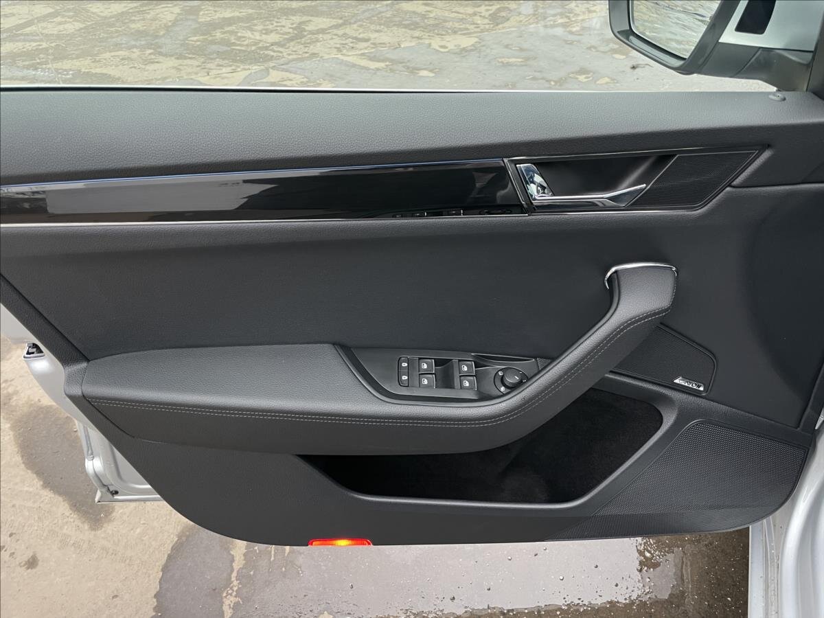 Škoda Superb Kombi 2,0 l 110 kw