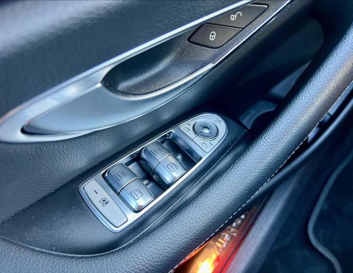 Mercedes-Benz Třídy E 51