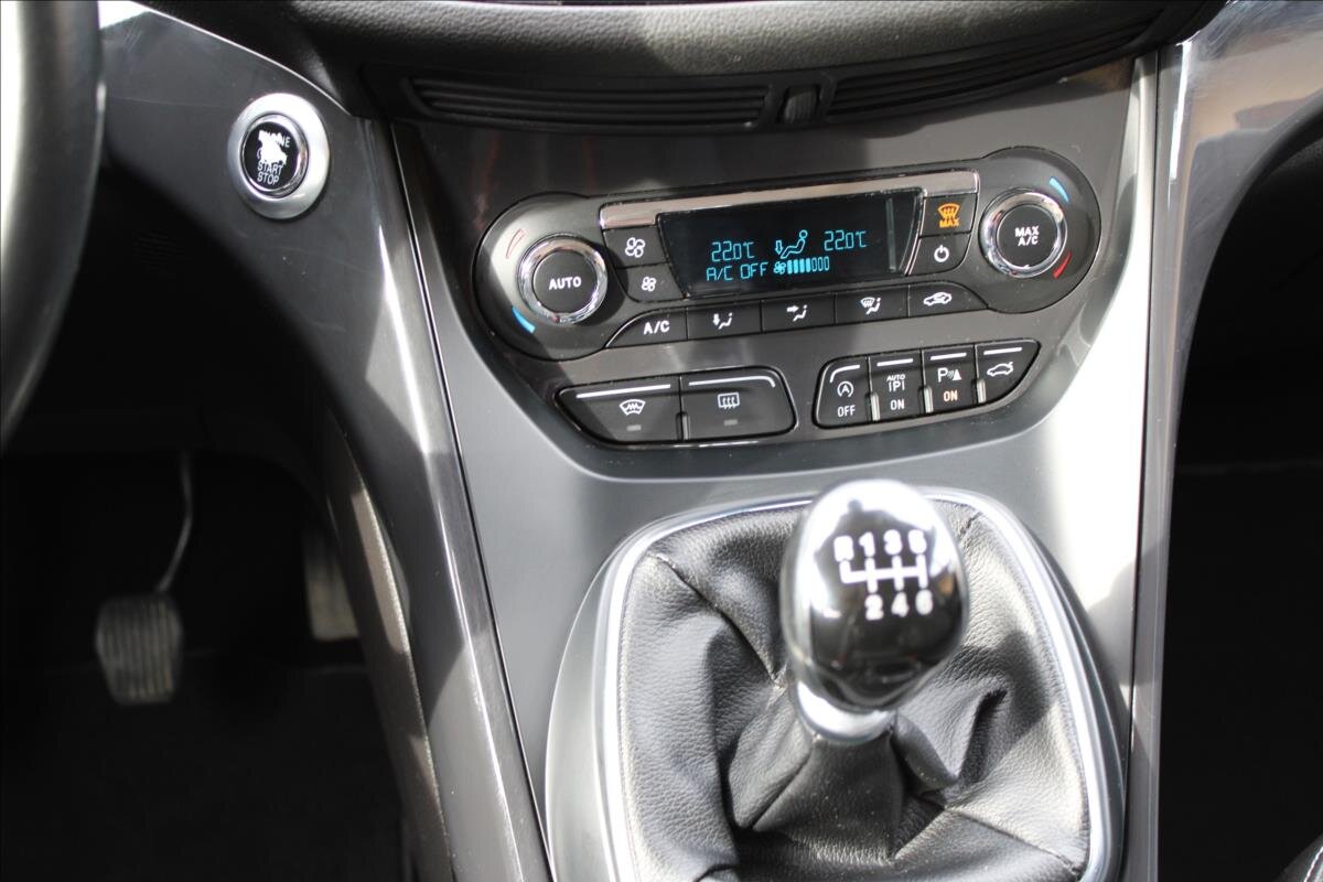 Ford Kuga SUV 1,5 l 110 kw