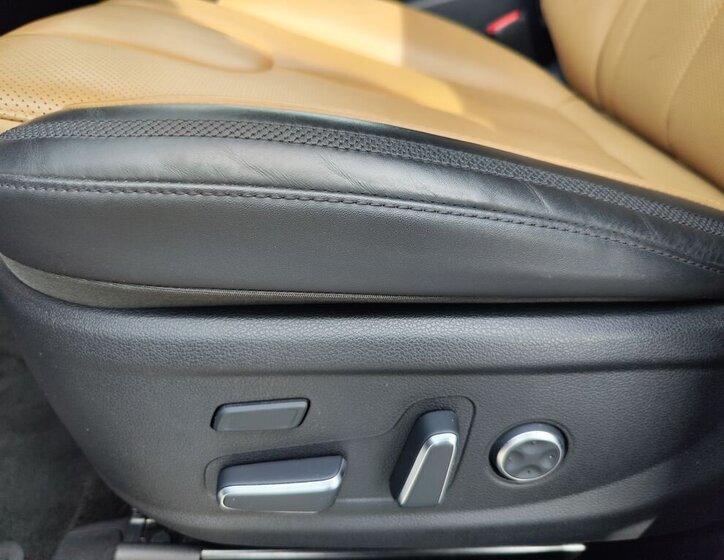 Hyundai Santa Fe SUV / Terénní 2,2 l 142 kw