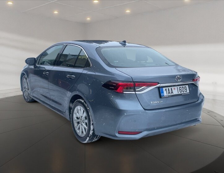 Toyota Corolla Sedan / Limuzína 1,5 l 92 kw