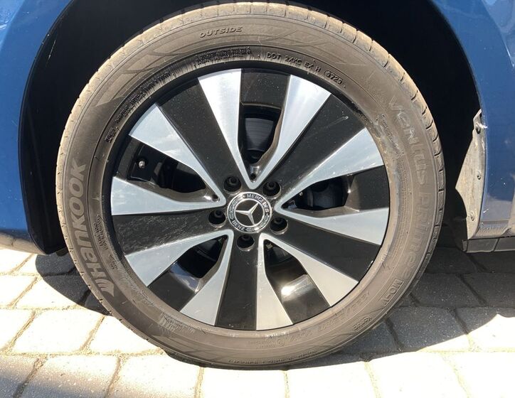 Mercedes-Benz Vito 26