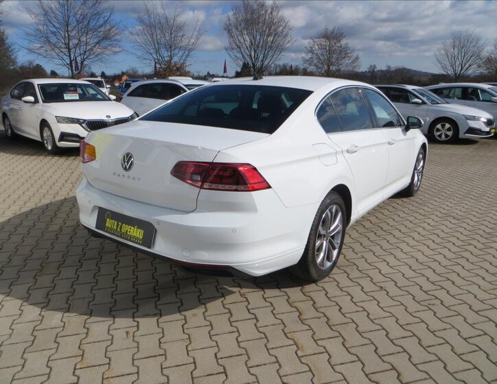 Volkswagen Passat Liftback 1,5 l 110 kw