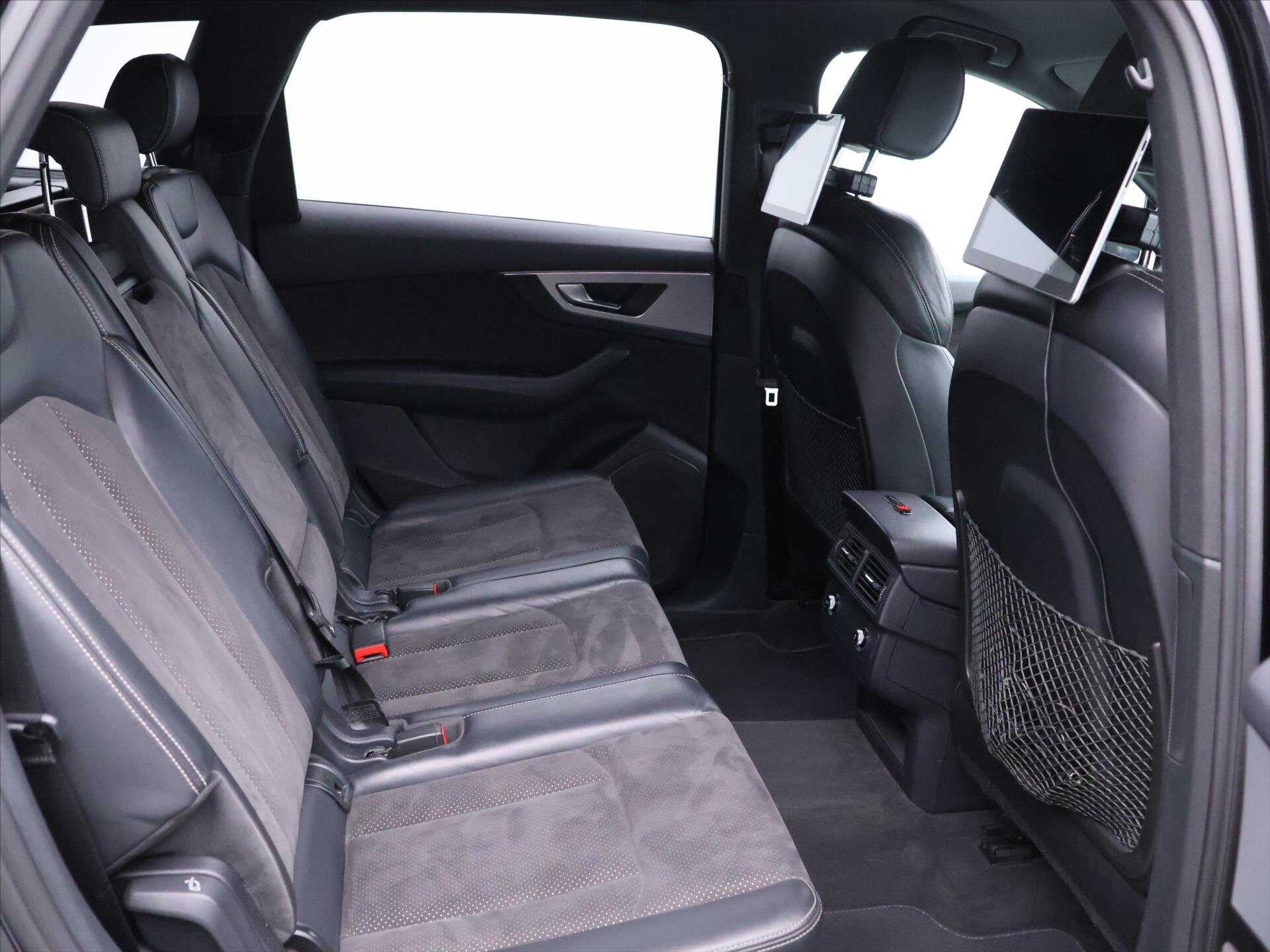 Audi Q7 SUV / Terénní 3,0 l 200 kw