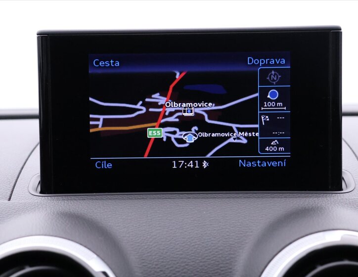 Audi S3 Hatchback 2,0 l 221 kw