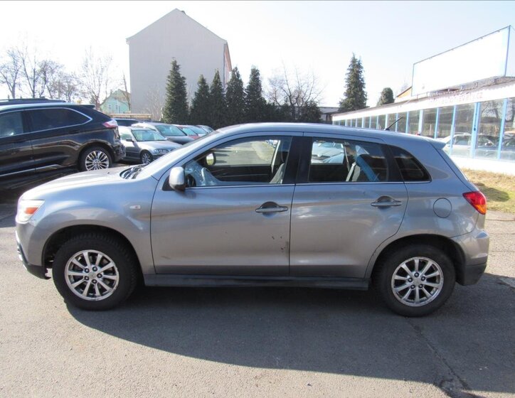 Mitsubishi ASX SUV / Terénní 1,8 l 110 kw