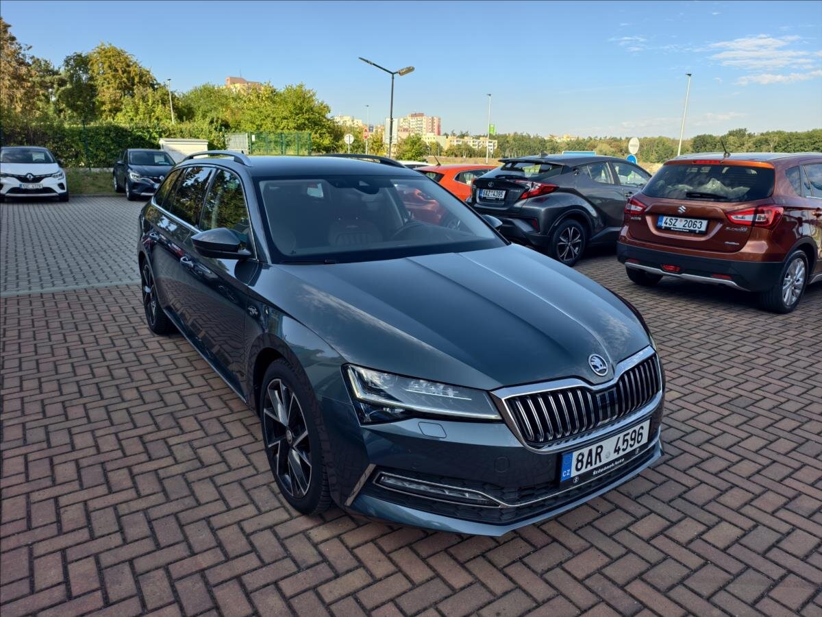 Škoda Superb Kombi 2,0 l 140 kw