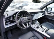 Audi Q7 25