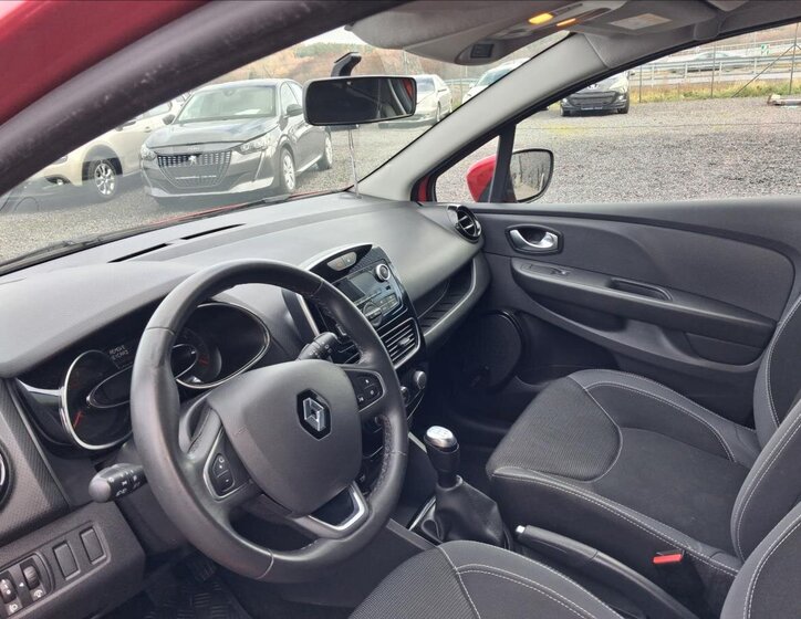 Renault Clio Hatchback 1,1 l 54 kw