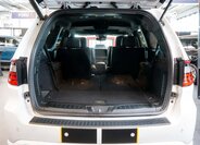 Dodge Durango SUV / Terénní 6,4 l 355 kw