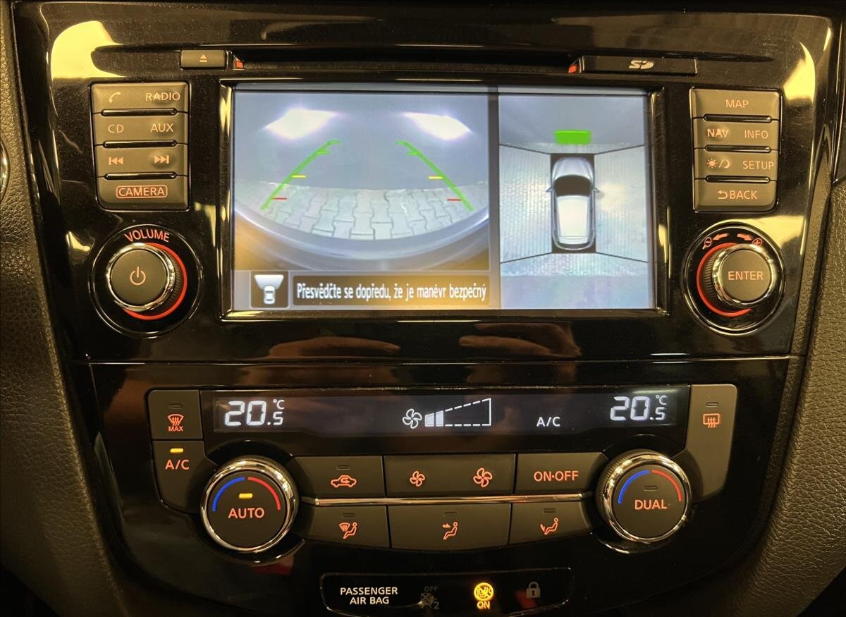 Nissan Qashqai SUV / Terénní 1,6 l 96 kw