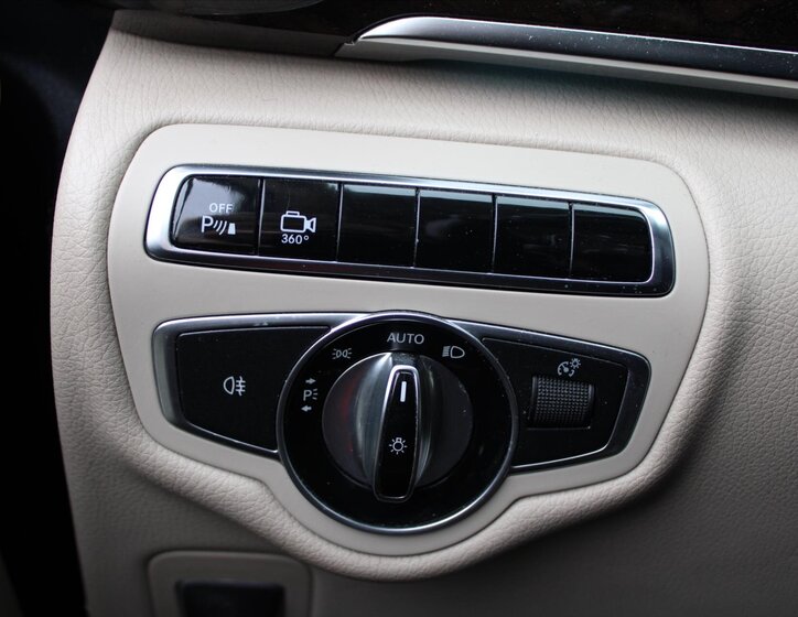 Mercedes-Benz Třídy V MPV 2,1 l 140 kw