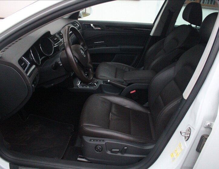 Škoda Superb Sedan 2,0 l 125 kw