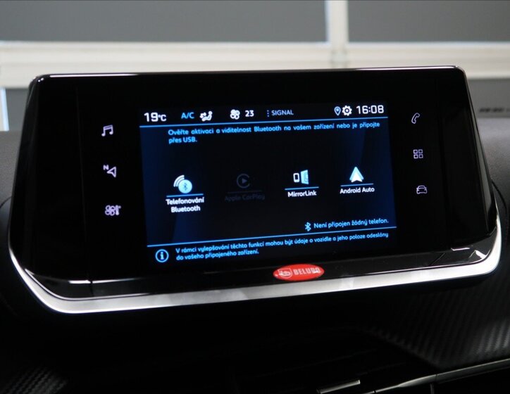 Peugeot 2008 SUV / Terénní 1,2 l 74 kw