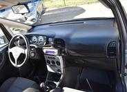 Opel Zafira 22