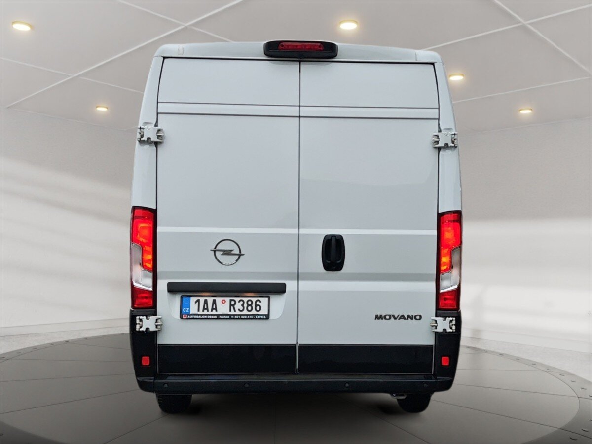Opel Movano