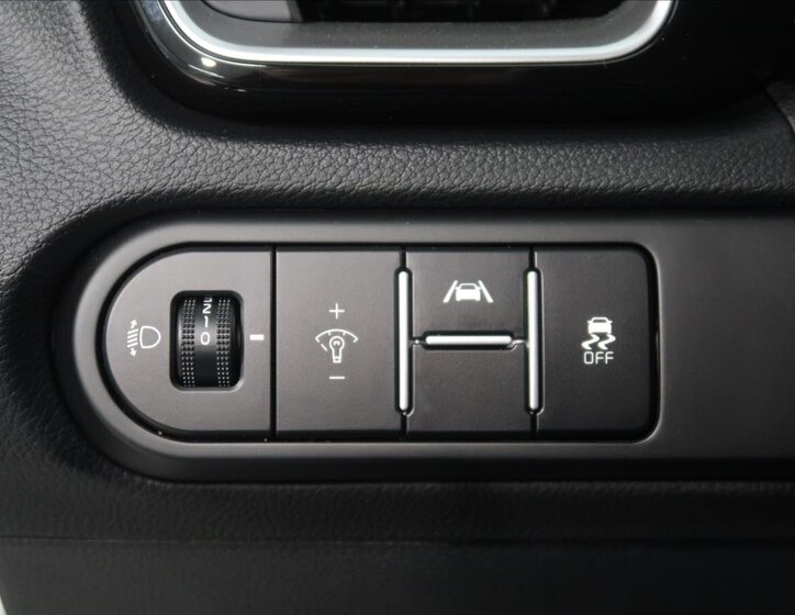 KIA XCeed CUV / Crossover 1,5 l 103 kw