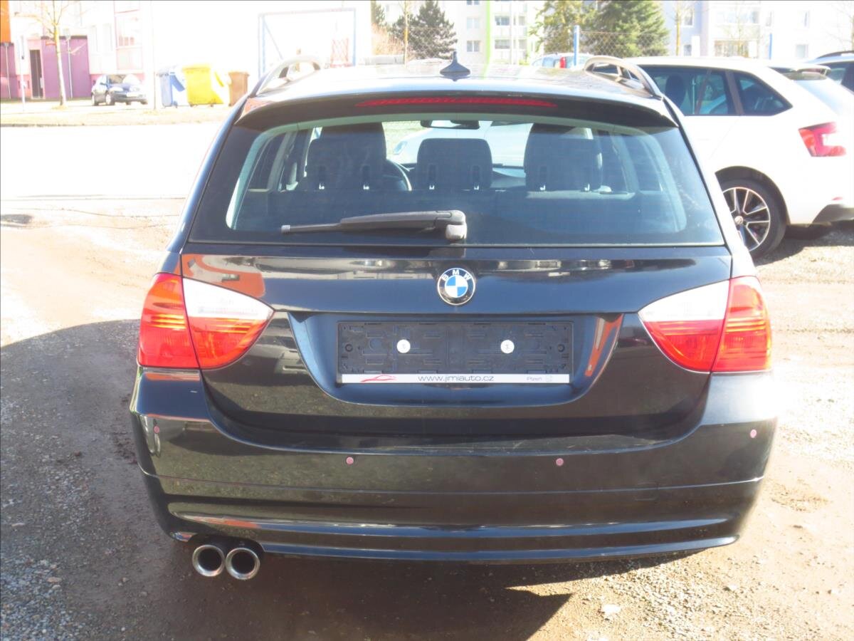 BMW Řada 3 Kombi 2,5 l 160 kw