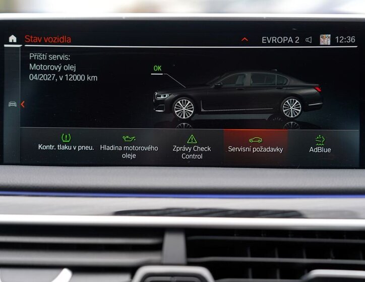 BMW Řada 7 Sedan 3,0 l 210 kw