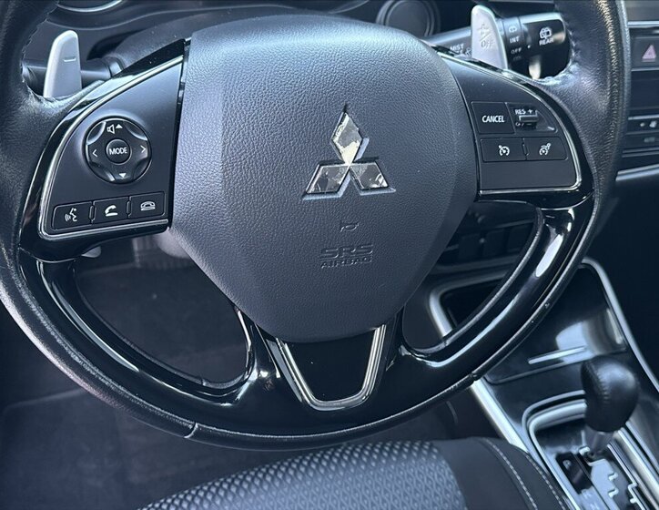 Mitsubishi Outlander 31