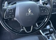 Mitsubishi Outlander 31