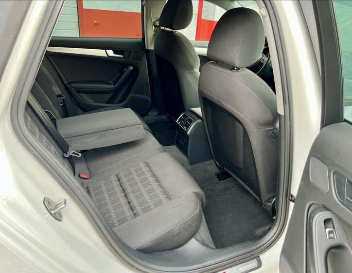 Audi A4 Kombi 2,0 l 110 kw