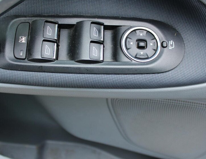 Ford Galaxy Kombi 1,8 l 92 kw