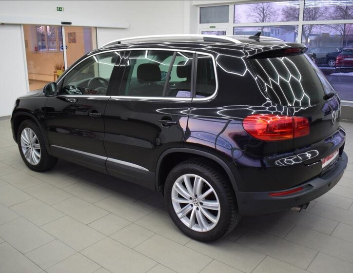 Volkswagen Tiguan SUV 2,0 l 103 kw