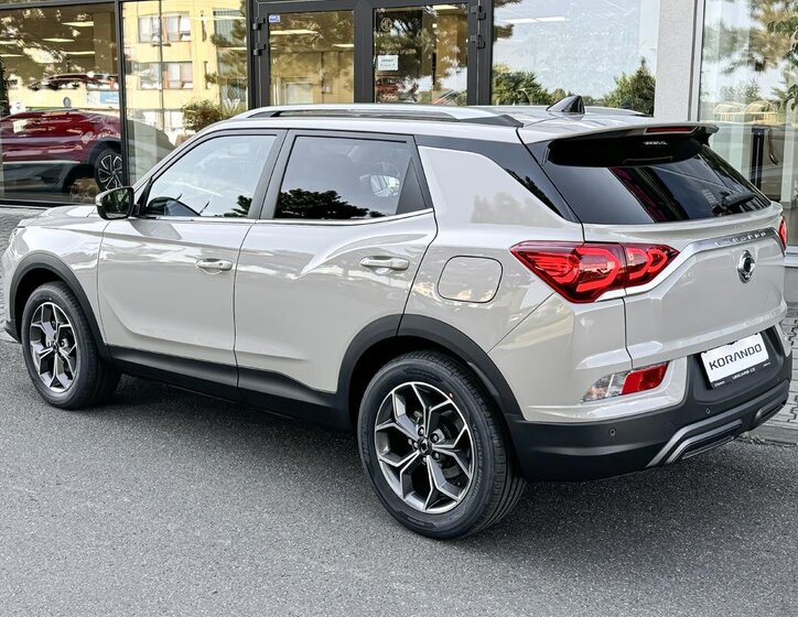 SsangYong Korando SUV / Terénní 1,5 l 120 kw
