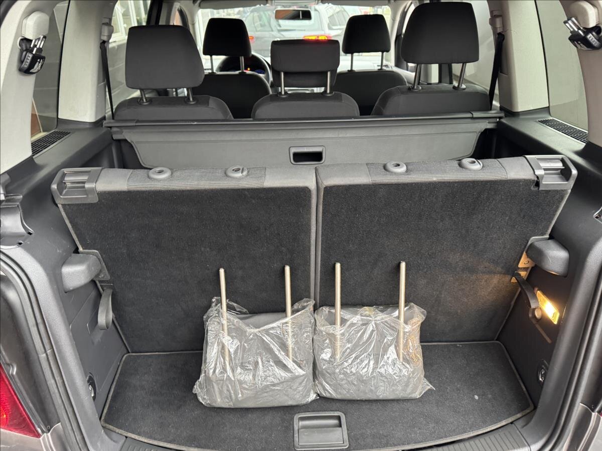 Volkswagen Touran MPV 1,9 l 77 kw