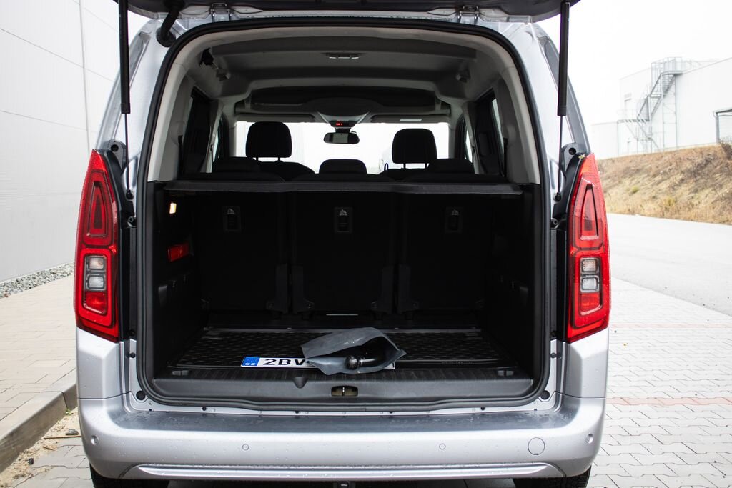 Opel Combo MPV 1,2 l 96 kw