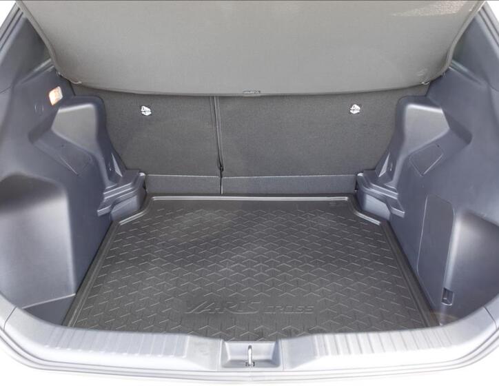 Toyota Yaris Cross 14