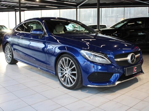 Mercedes-Benz Třídy C Kupé 2,1 l 150 kw
