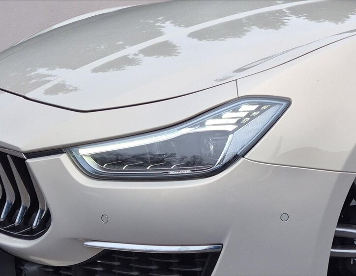 Maserati Ghibli Sedan 3,0 l 316 kw